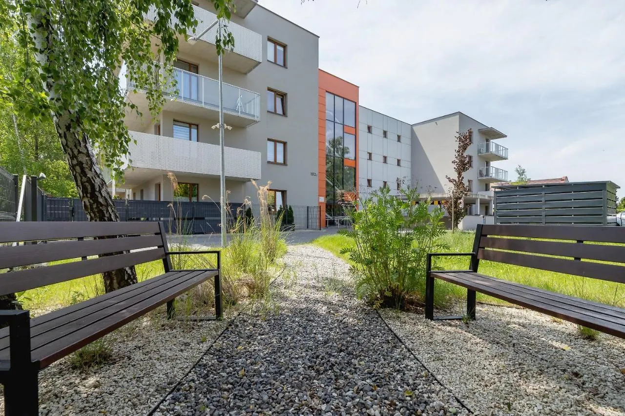 Modern & Spacious Apartment With Air Conditioning & Parking By Renters Prestige Kraków 0*,  Polska
